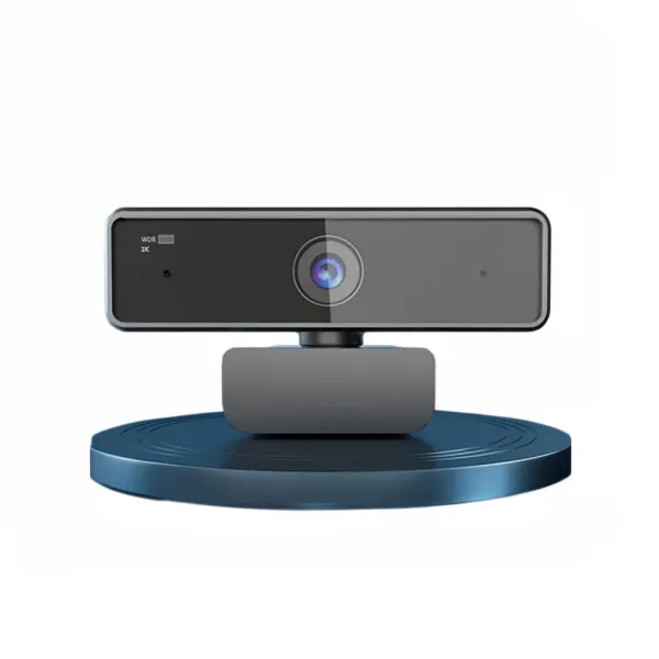 NUROUM V11 Webcam 2K avec double microphone - 1080P 60fps et 1440P 30fps NUROUM V11 Webcam 2K avec double microphone vue de face sur un support bleu