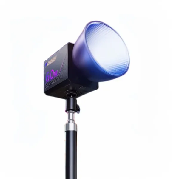 Lampe vidéo LED RGB portable Nagnahz ZGRL-60W allumée avec support