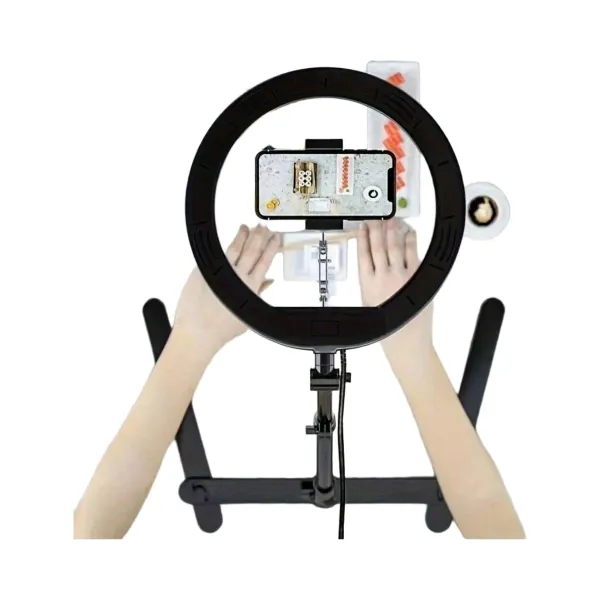 Anneau LED 10 pouces avec support plafond et fonction dimmable utilisé pour éclairage