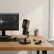 Microphone USB/XLR FanFun RGB avec bouton muet et sortie casque pour podcast et streaming Microphone USB/XLR FanFun avec éclairage RGB sur pied de bureau, bouton muet et jack casque